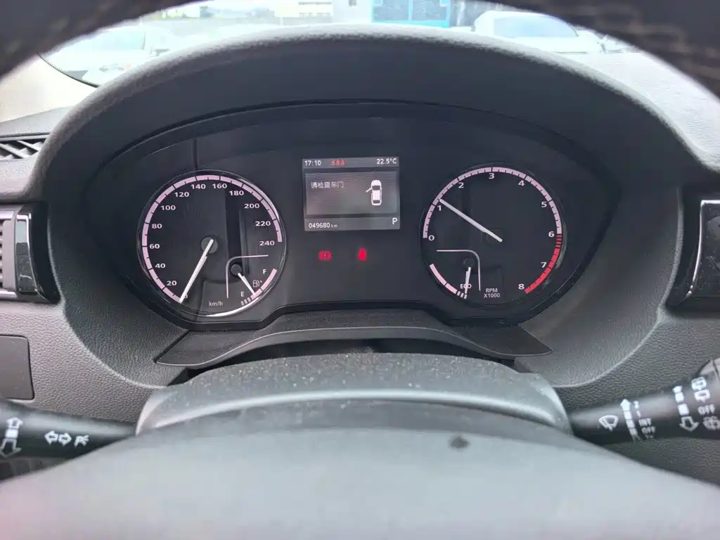 Qoros Qoros 3 — миниатюра 12