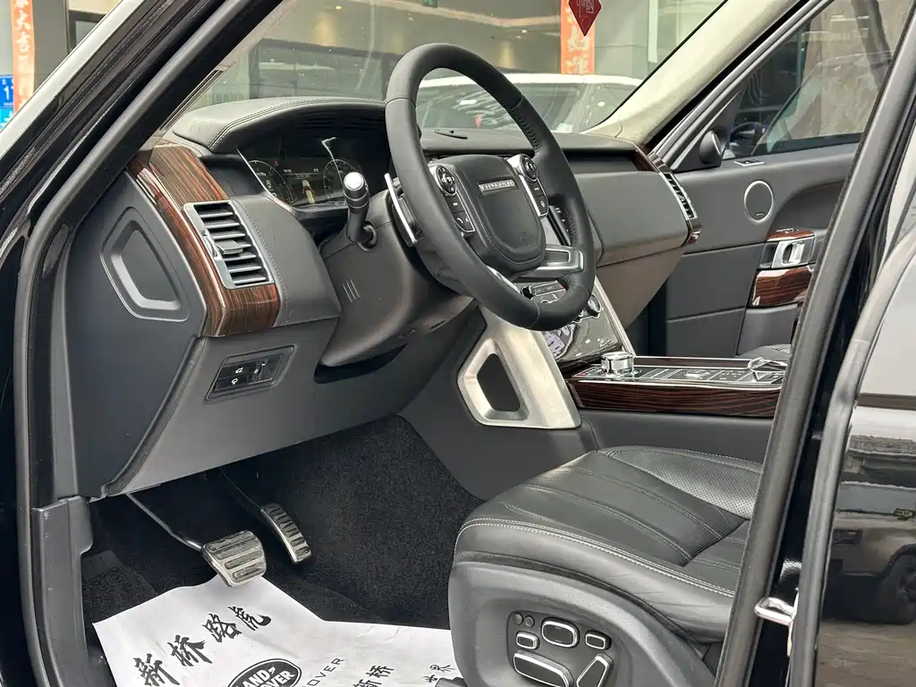 Land Rover Range Rover 2015 5.0 SC V8 AB Long Wheelbase