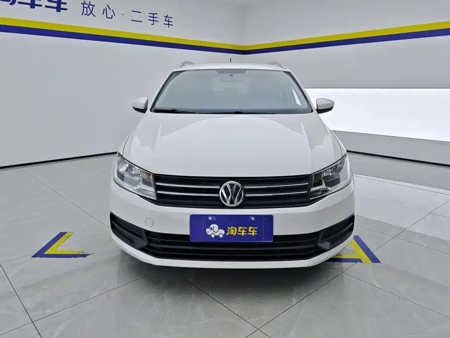 Volkswagen Santana — миниатюра 2