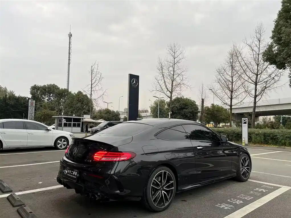 MERCEDES-BENZ C CLASS AMG