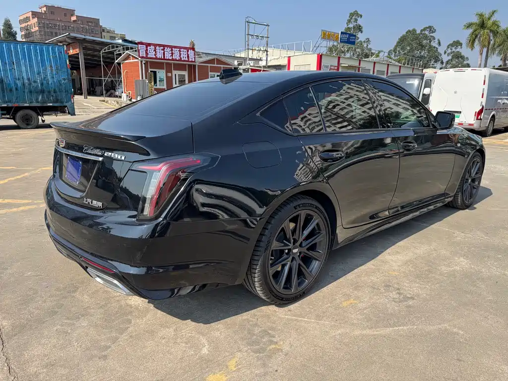CADILLAC CT5