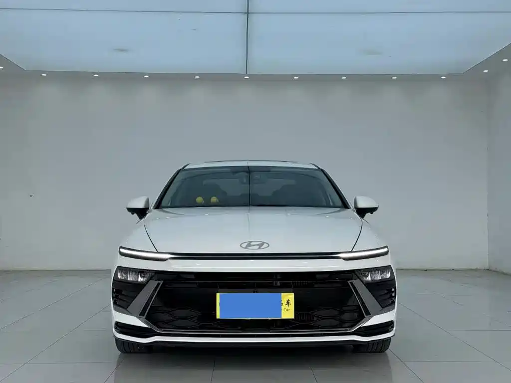 Hyundai Sonata — миниатюра 2