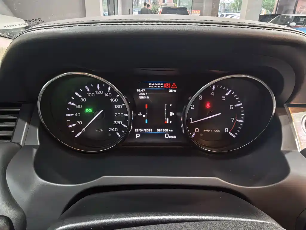 Land Rover Evoque (Import) — миниатюра 11
