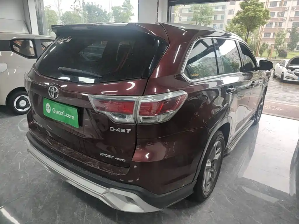 Toyota Highlander — миниатюра 7