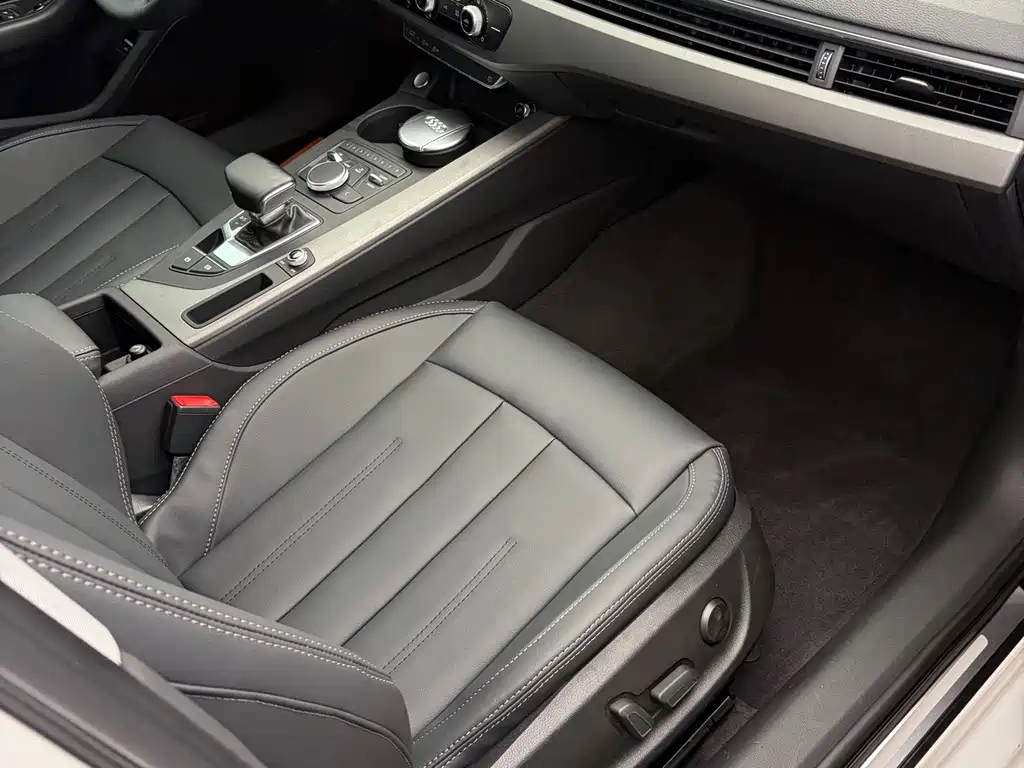 Audi A4L — миниатюра 7