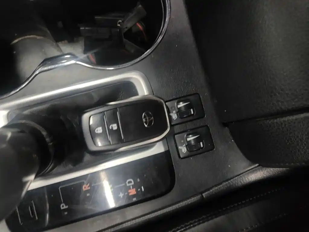 Toyota Highlander — миниатюра 9