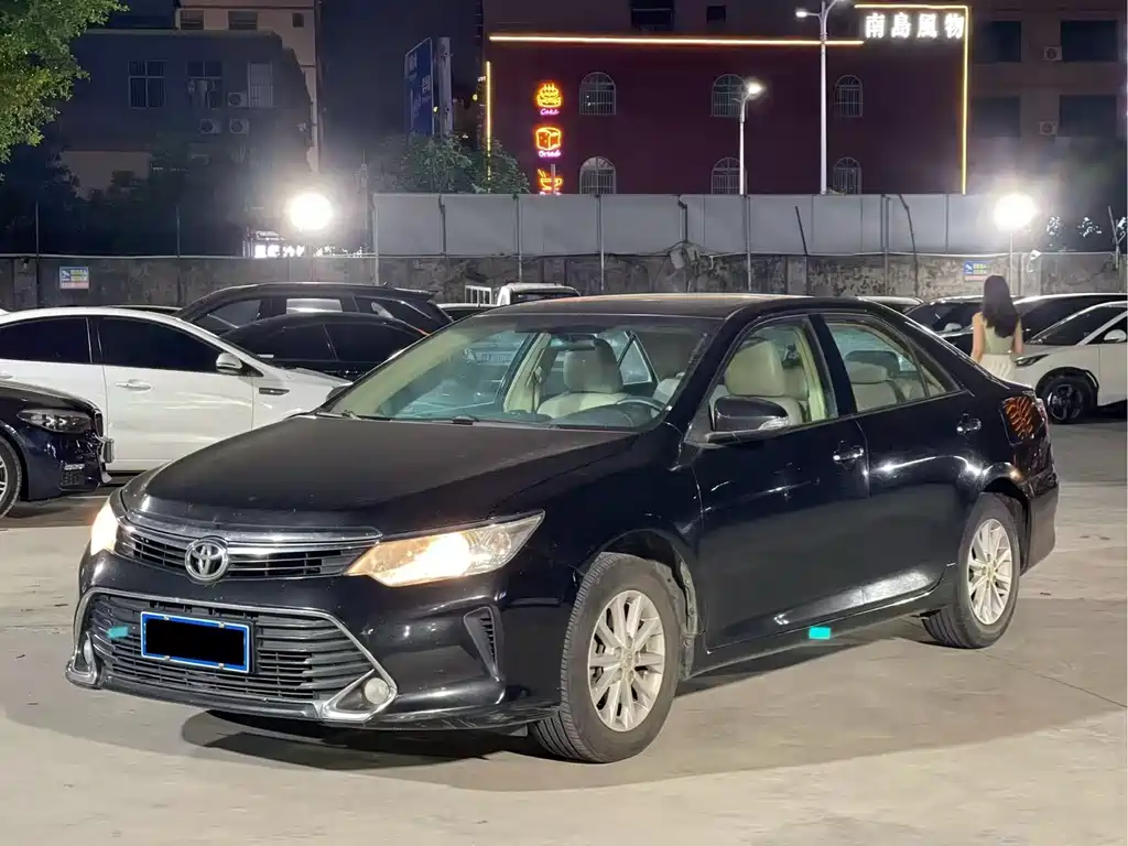 Toyota Camry 2018