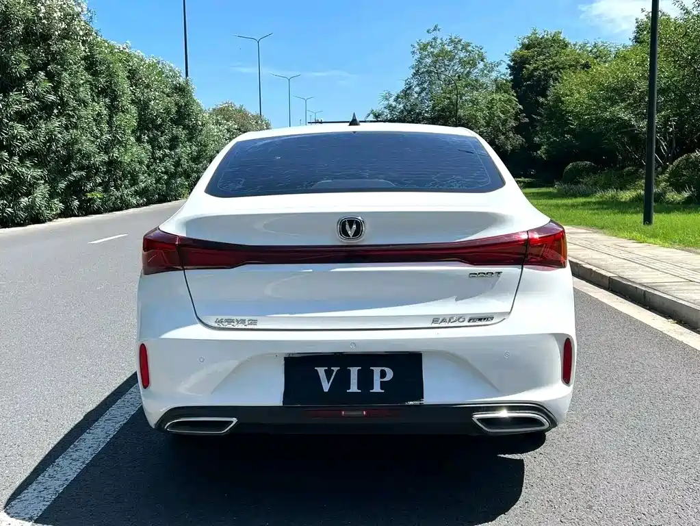 Changan Eado — миниатюра 8