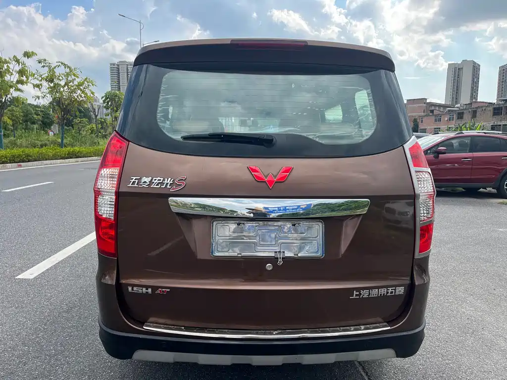 Wuling Hongguang — миниатюра 8