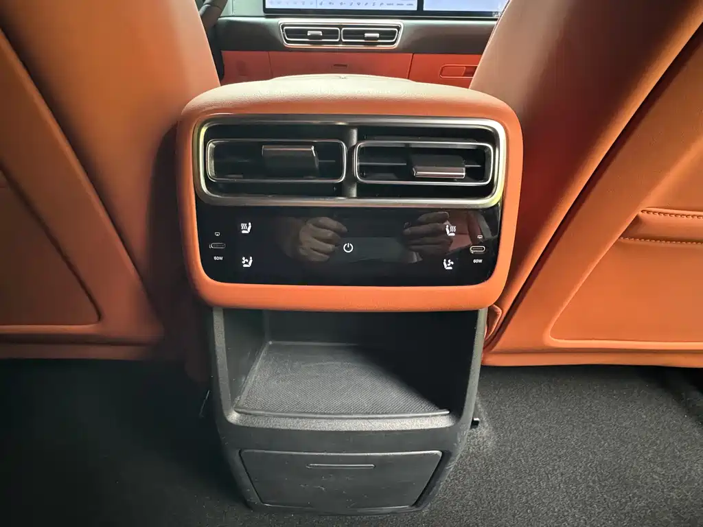 Li Auto Li L6 — миниатюра 13