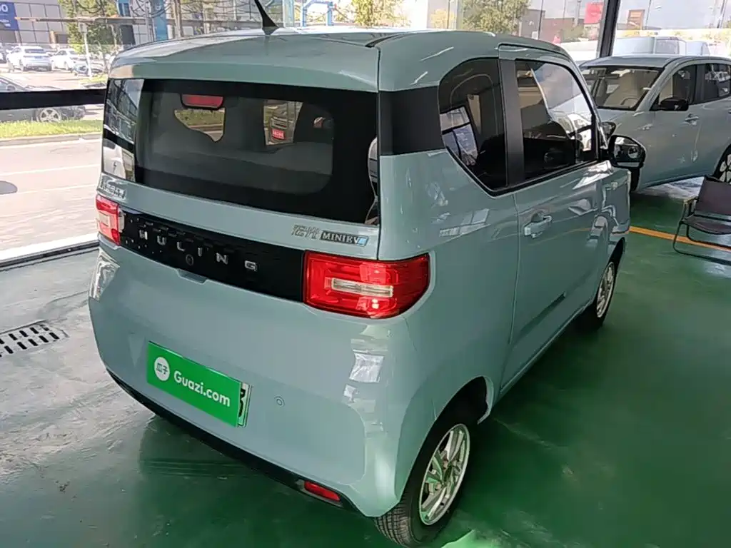 Wuling MINIEV — миниатюра 7