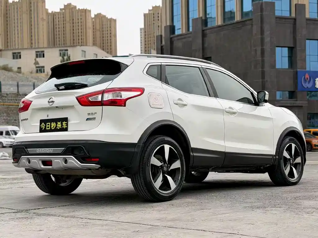 Nissan Qashqai — миниатюра 7