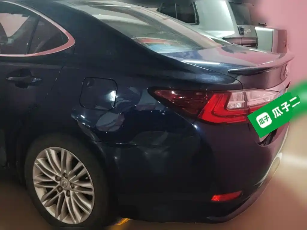Lexus ES — миниатюра 4