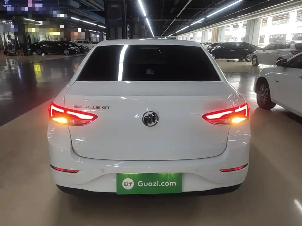 Buick Excelle — миниатюра 6