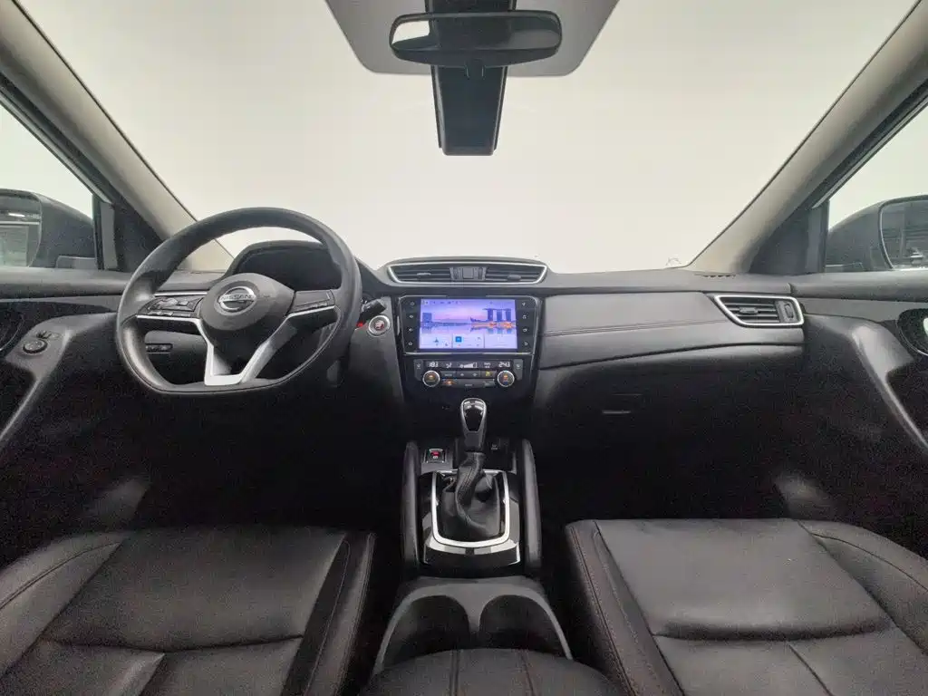 Nissan Qashqai — миниатюра 5