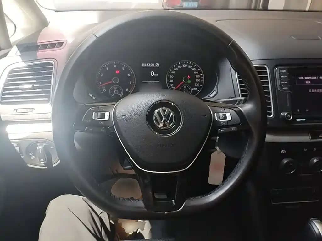 Volkswagen Sharan — миниатюра 11