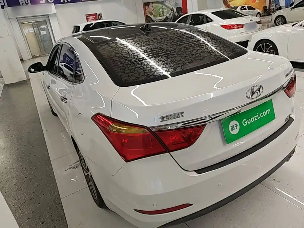 Hyundai Mistra — миниатюра 5