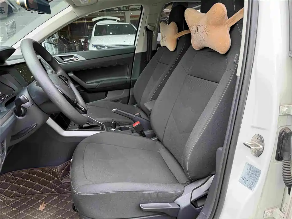 Volkswagen Polo 2021 Plus 1.5L AT
