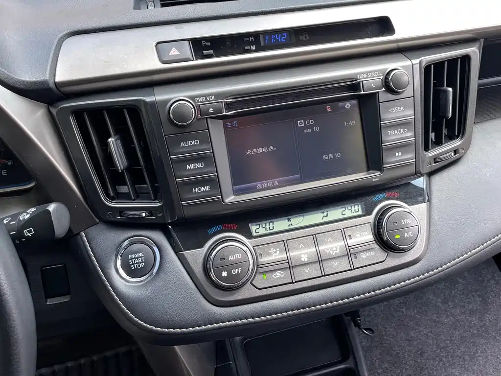 Toyota RAV4 — миниатюра 11