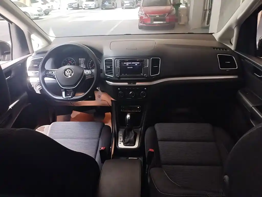 Volkswagen Sharan — миниатюра 10