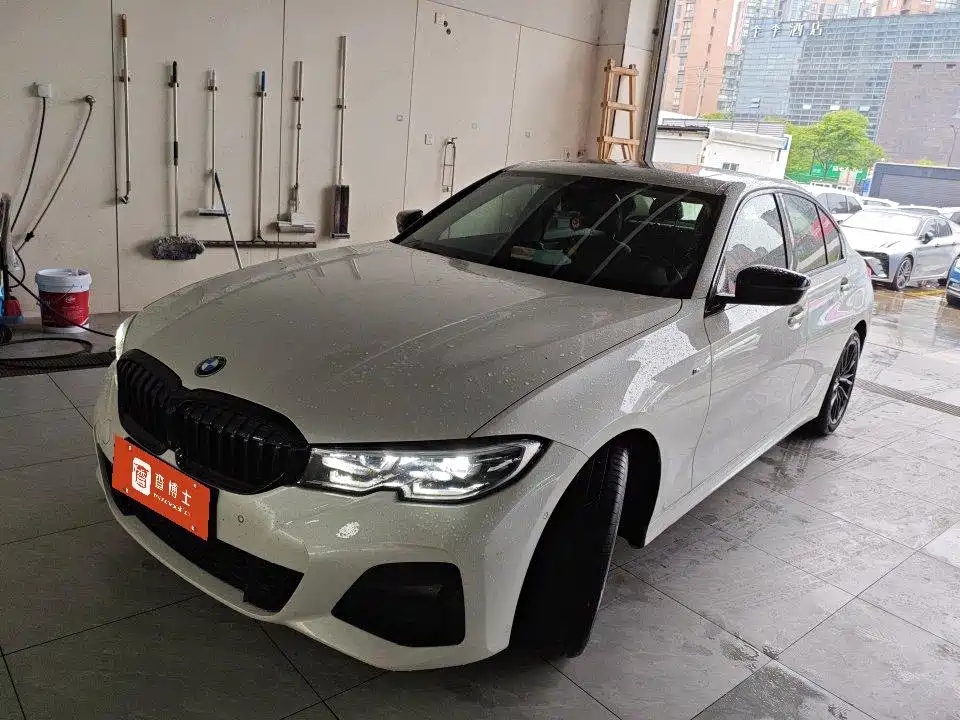 Купить BMW 3 Series