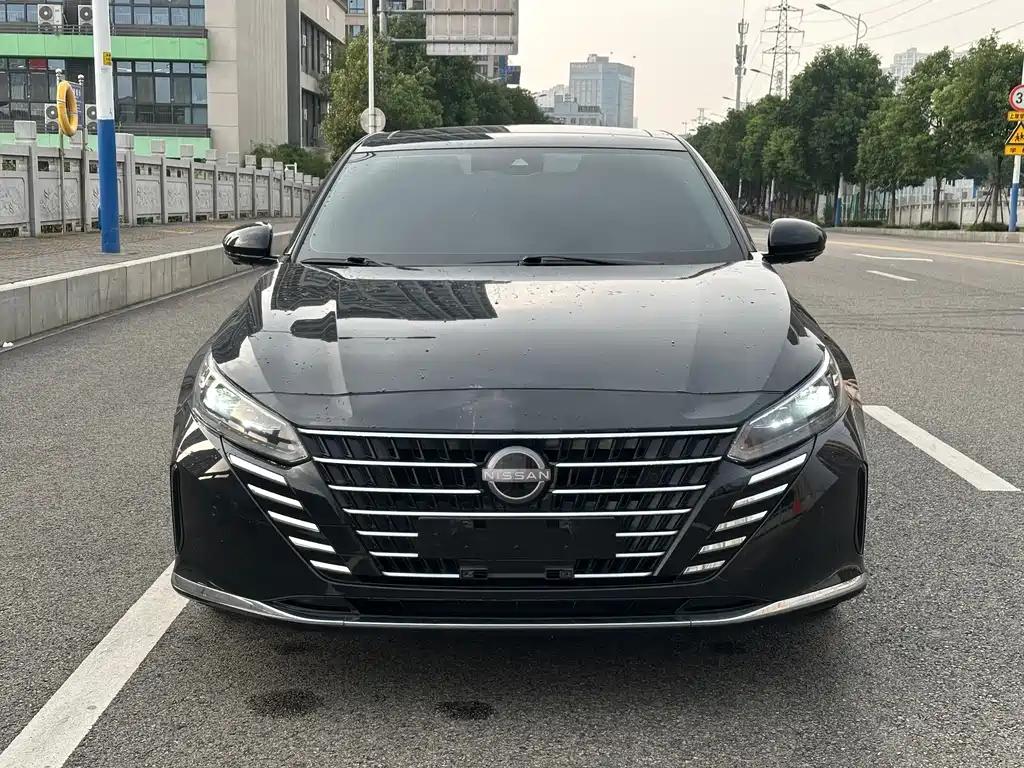 Nissan Teana — миниатюра 2