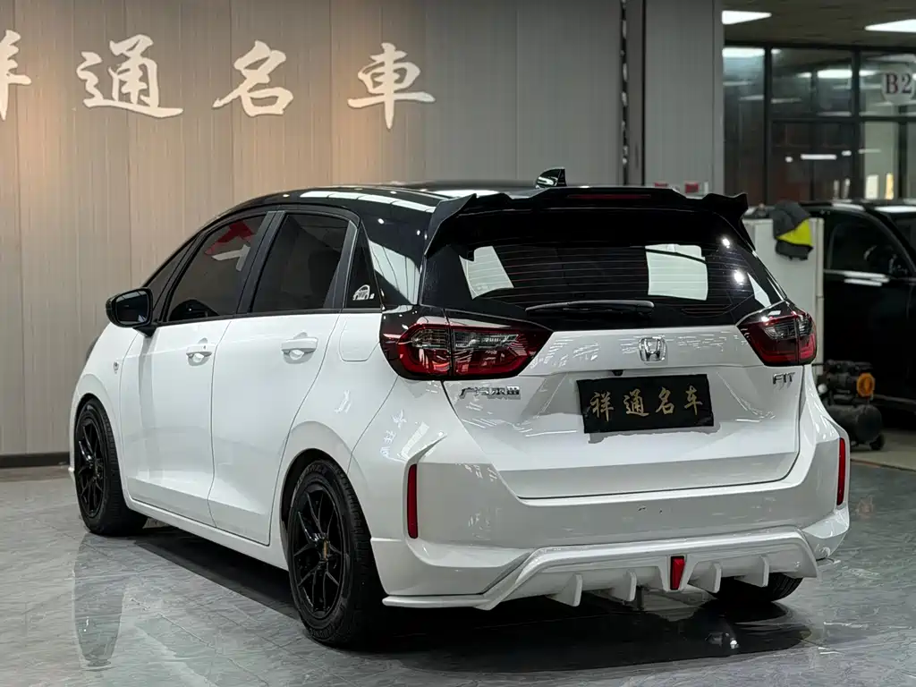 Honda Fit — миниатюра 14