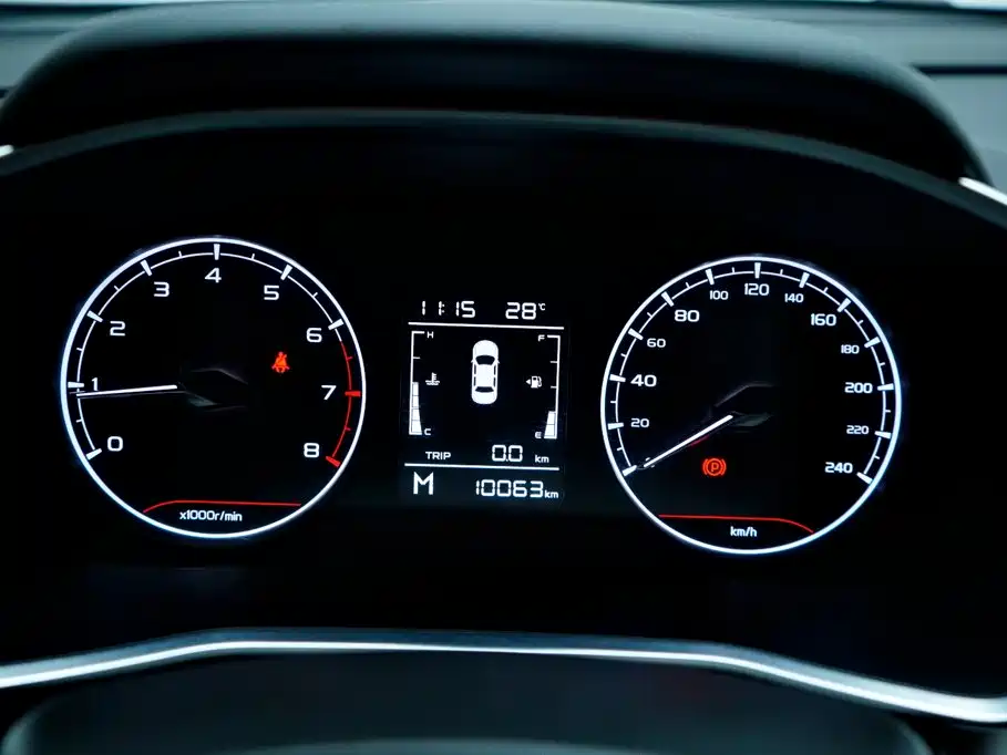 Geely Binyue — миниатюра 6