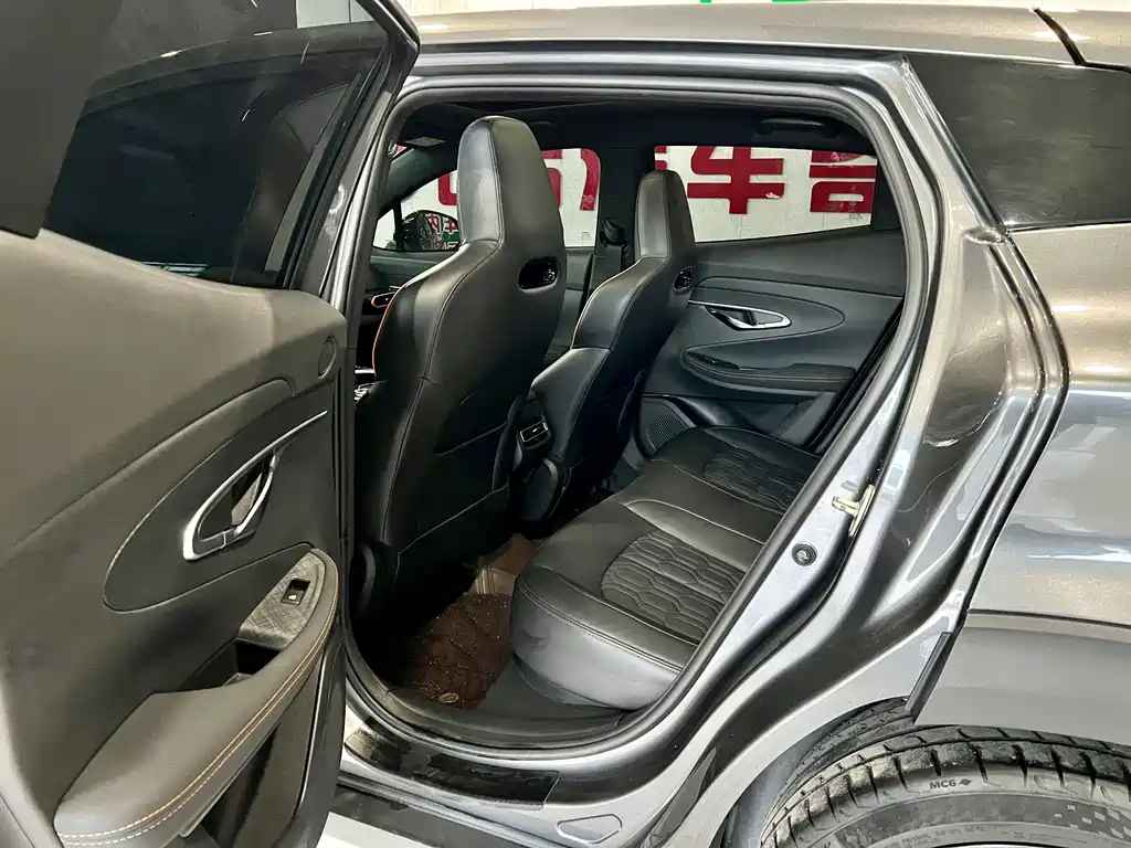 Changan UNI-T 1.5T Flagship Type, фото 6