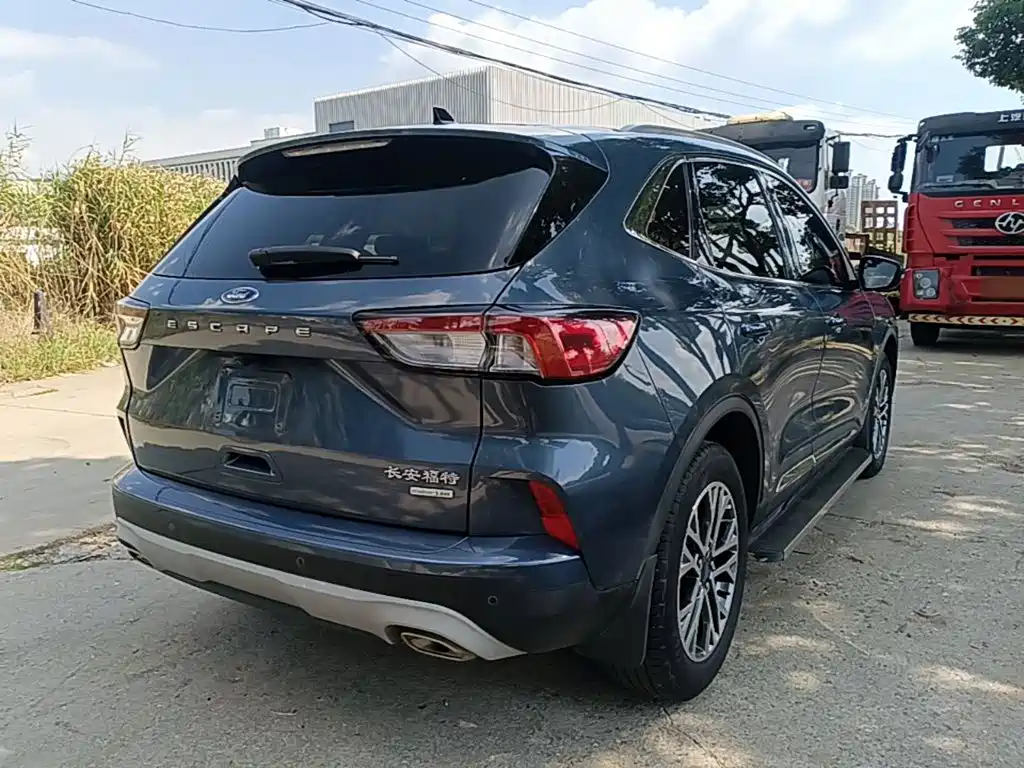 Ford Escape — миниатюра 7