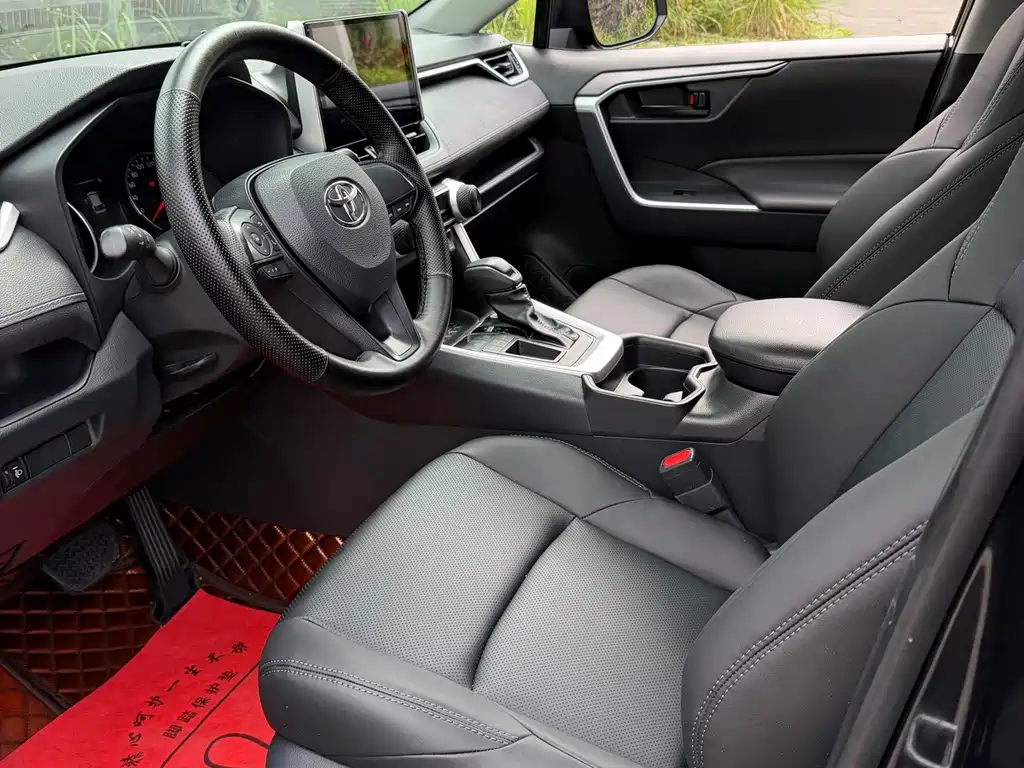 Toyota Wildlander — миниатюра 7