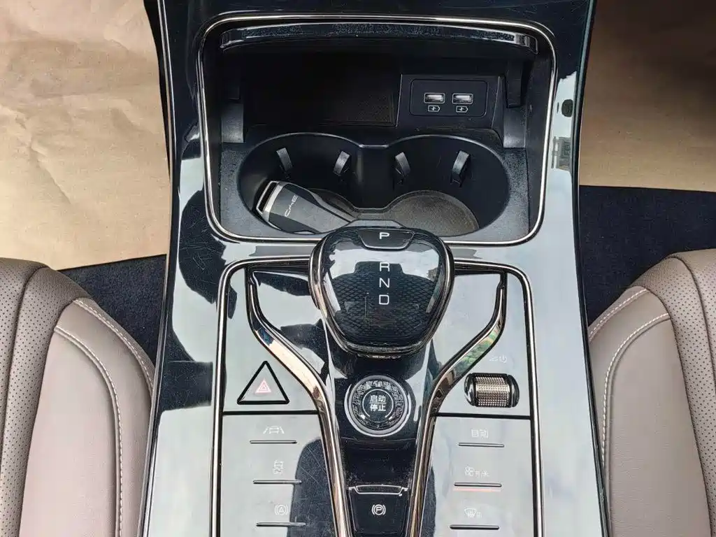 BYD Han — миниатюра 11