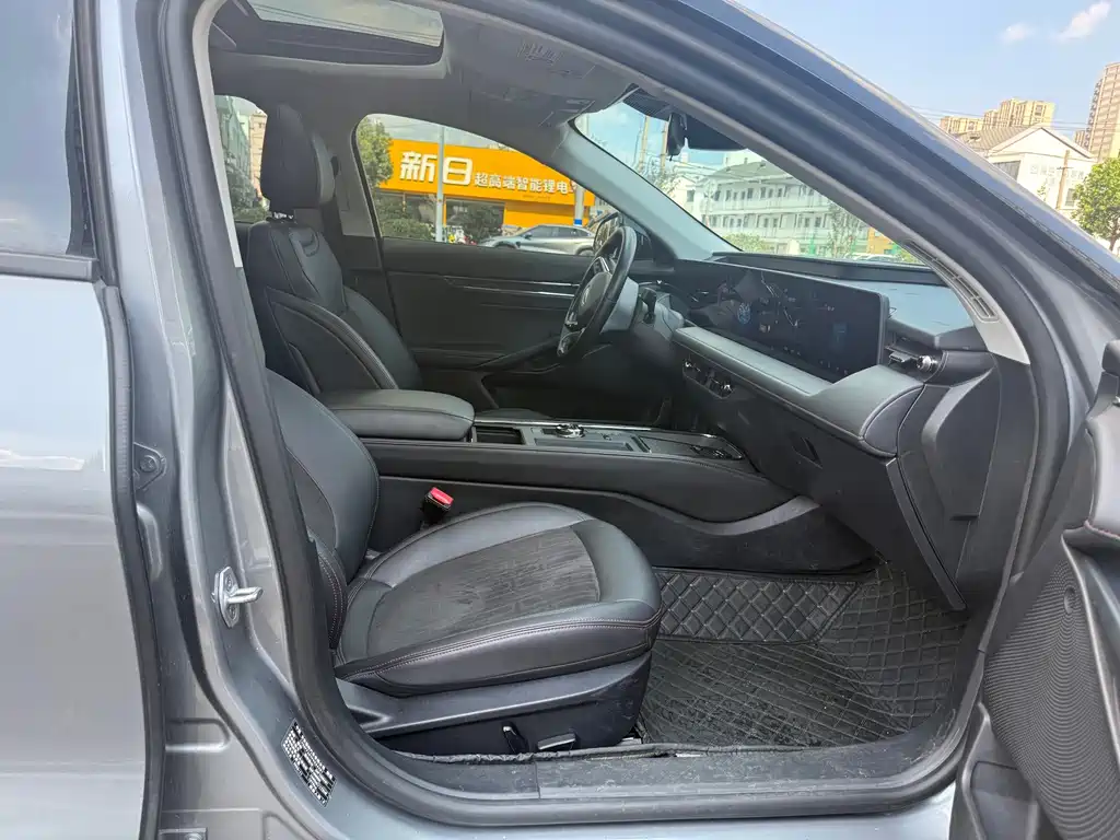 Ford Mondeo — миниатюра 5
