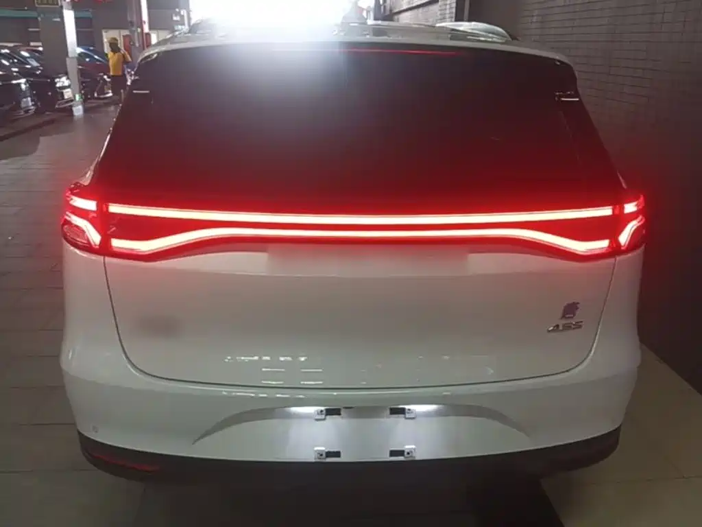 BYD Tang New Energy — миниатюра 6