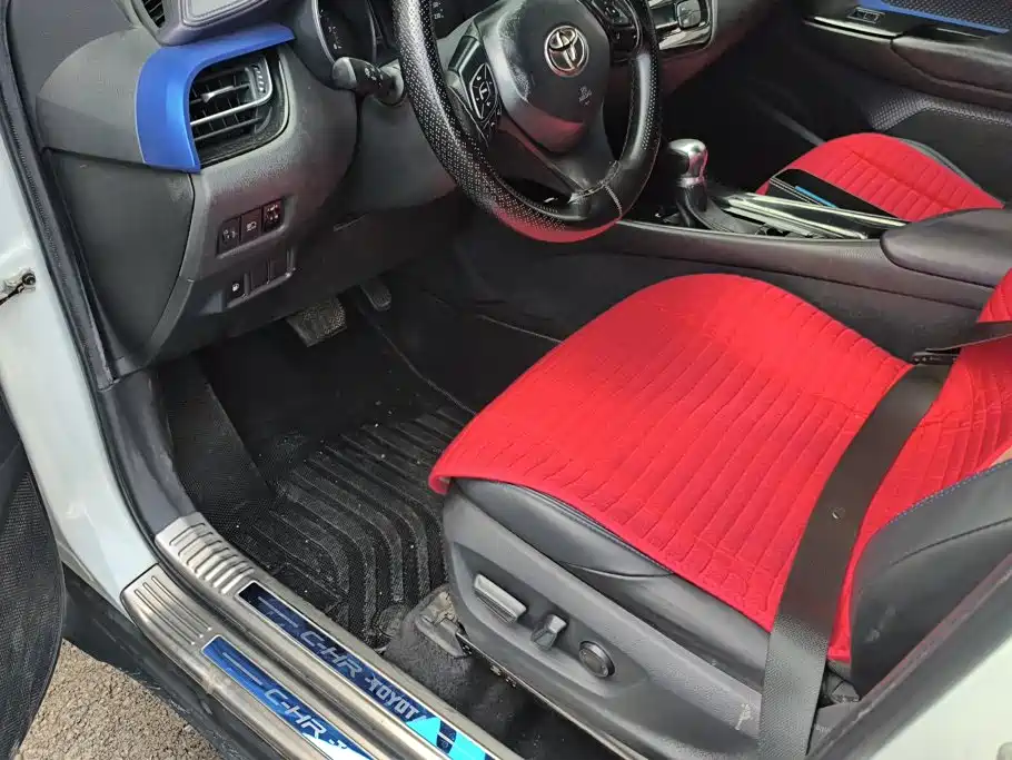 Toyota C-HR — миниатюра 9