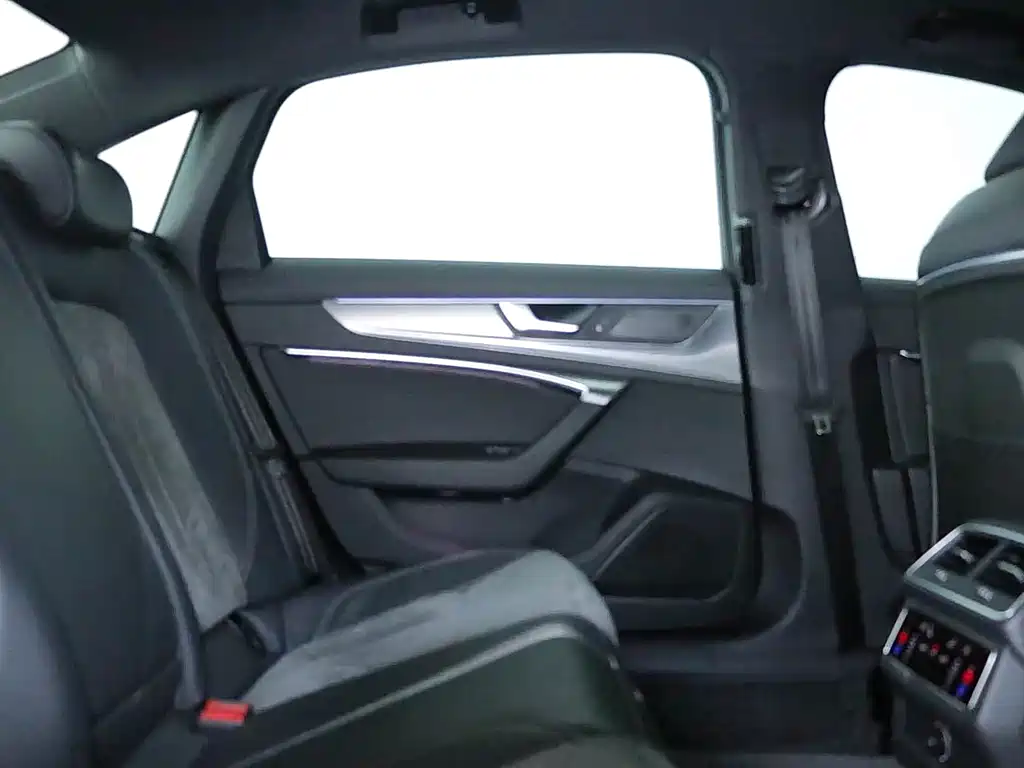 Audi A6L — миниатюра 8