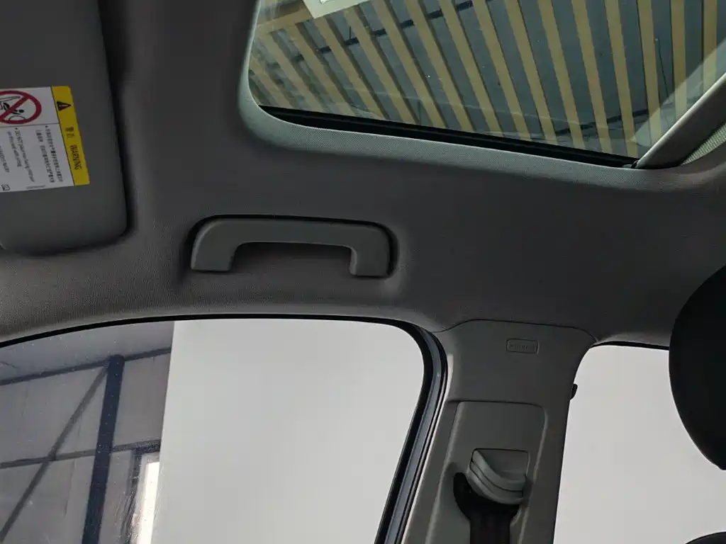 Audi Q2L — миниатюра 13