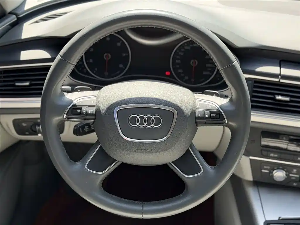 Audi A6L 2012 TFSI Comfort