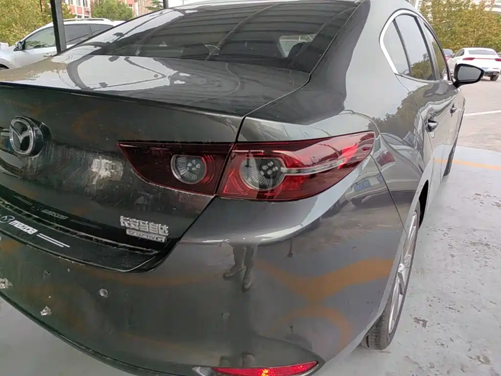 Mazda 3 Axela — миниатюра 8