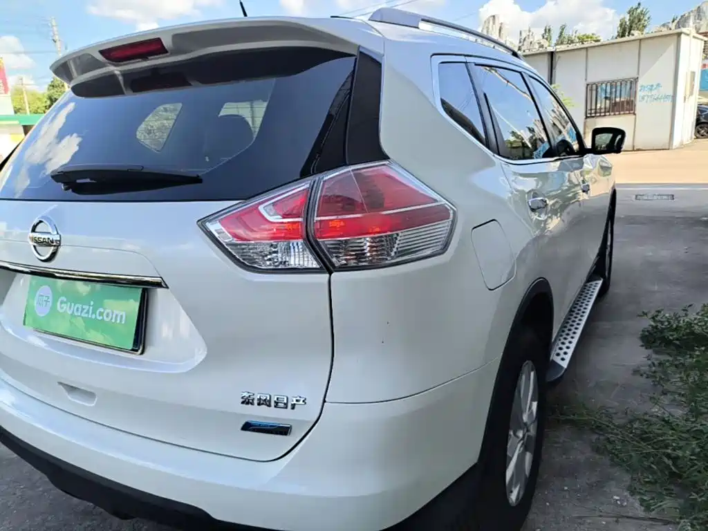Nissan X-Trail — миниатюра 8