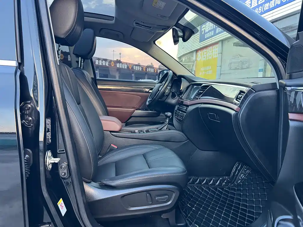 GAC Motor Trumpchi GS8 — миниатюра 10