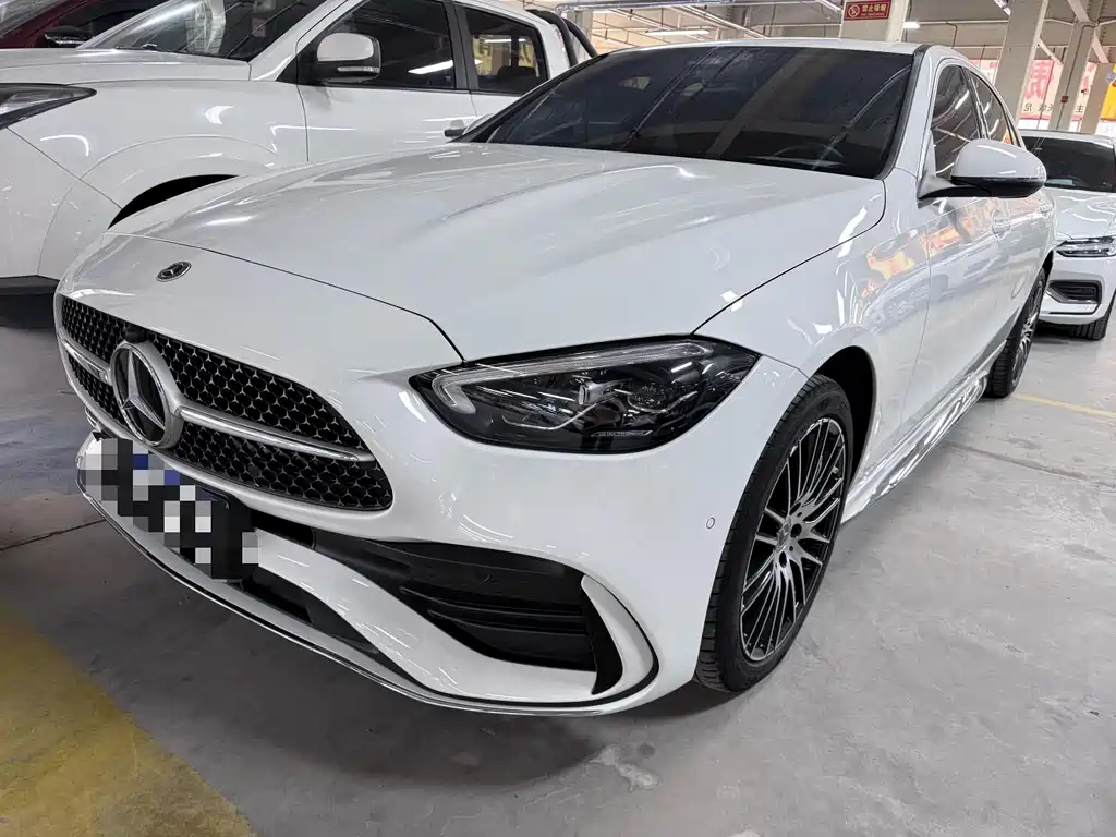 Mercedes-Benz C-Class 2024