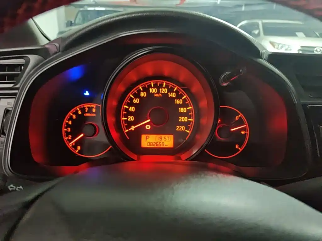 Honda Fit — миниатюра 15