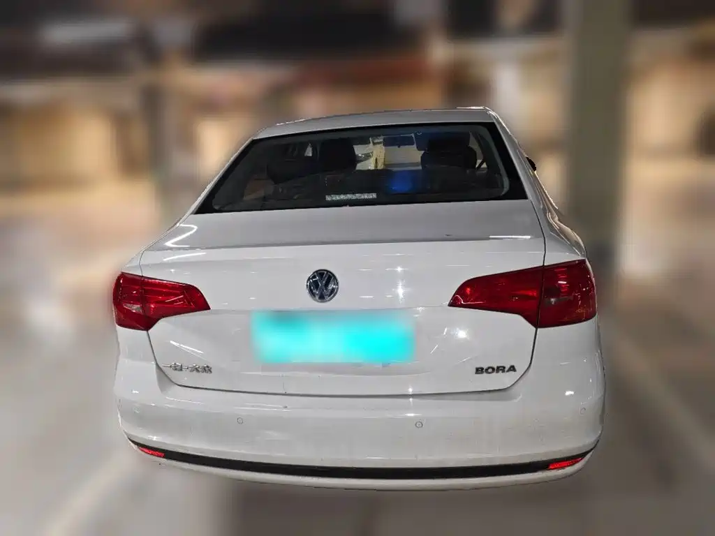 Volkswagen Bora — миниатюра 3