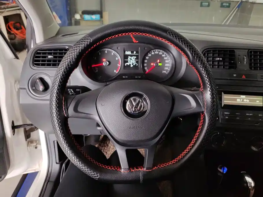 Volkswagen Polo — миниатюра 15