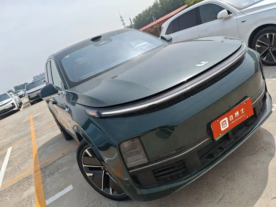 Li Auto Li L8 — миниатюра 2