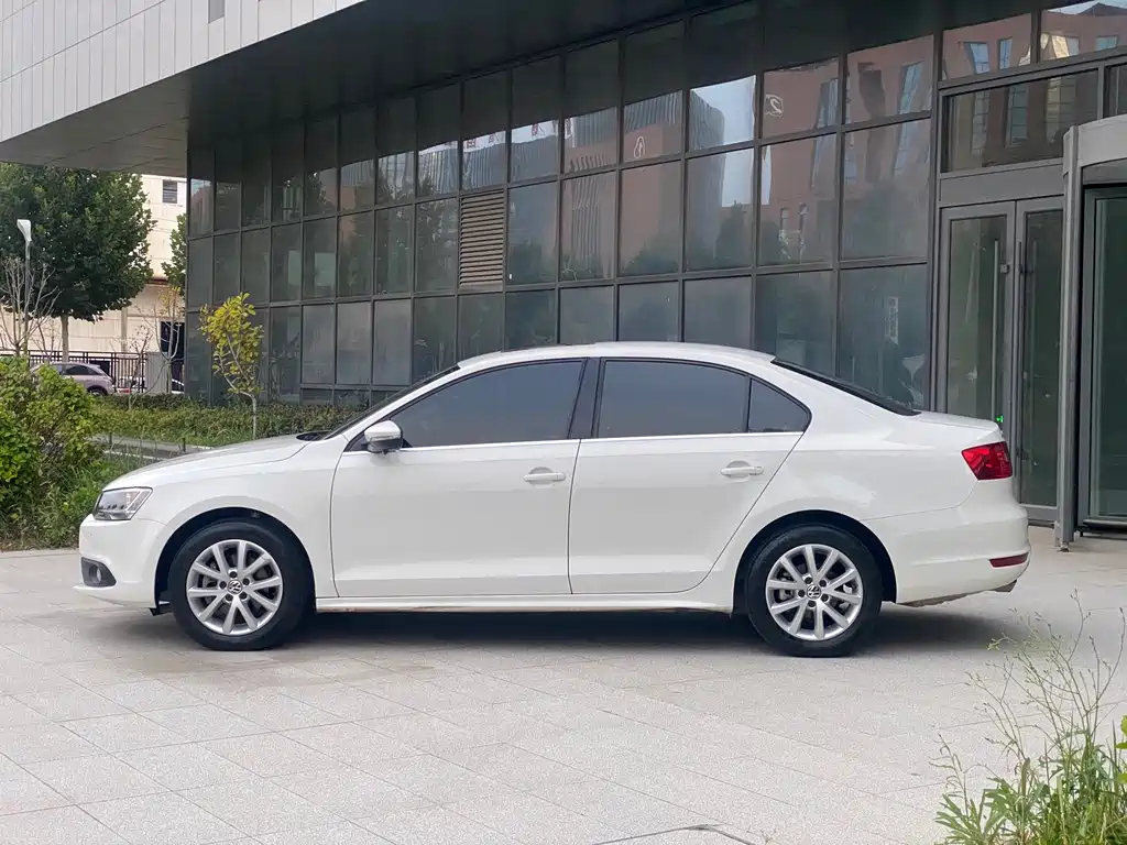 Volkswagen Sagitar — миниатюра 10