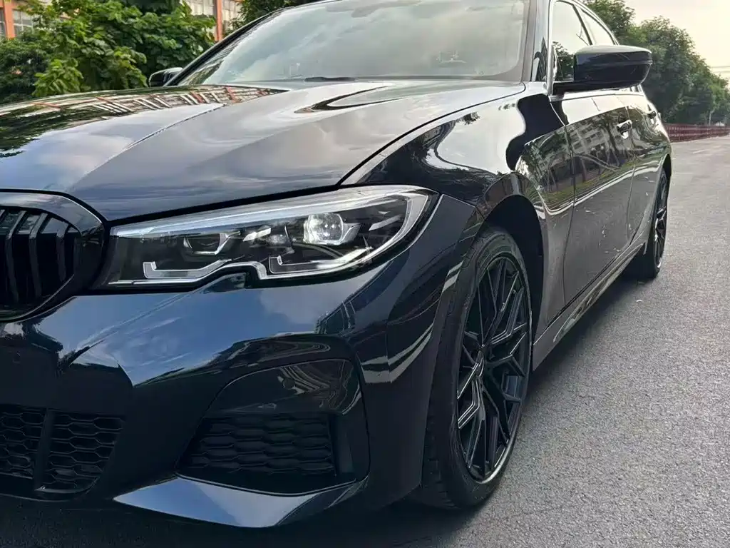 BMW 3 Series — миниатюра 8