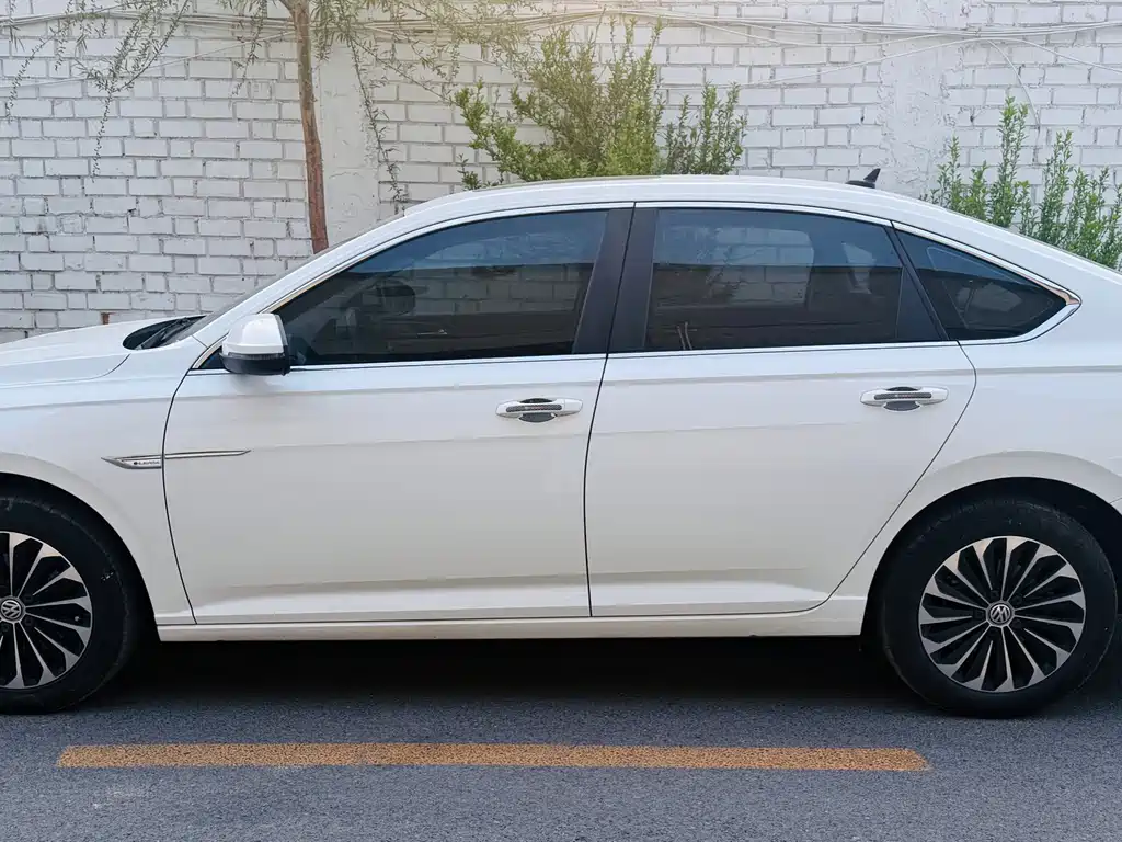 Volkswagen Lavida Pure Electric — миниатюра 3