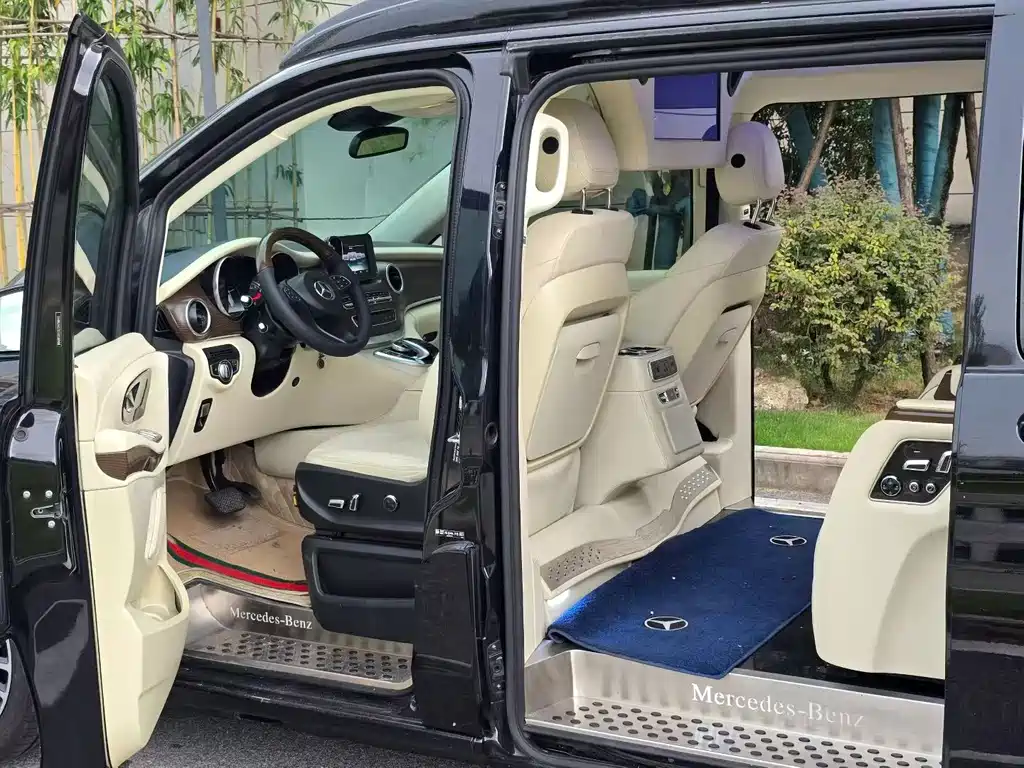 Mercedes-Benz 奔驰V级(进口) — миниатюра 3